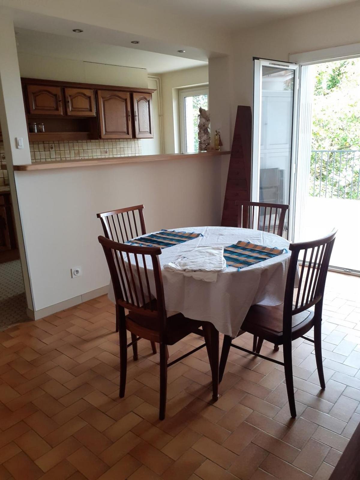 Le Douze Villa Ош Екстериор снимка