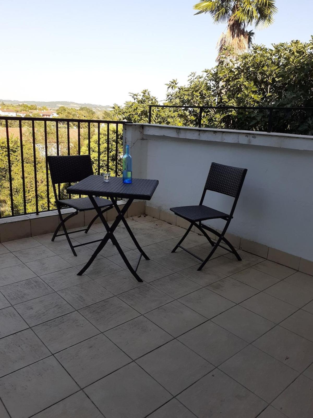 Le Douze Villa Ош Екстериор снимка